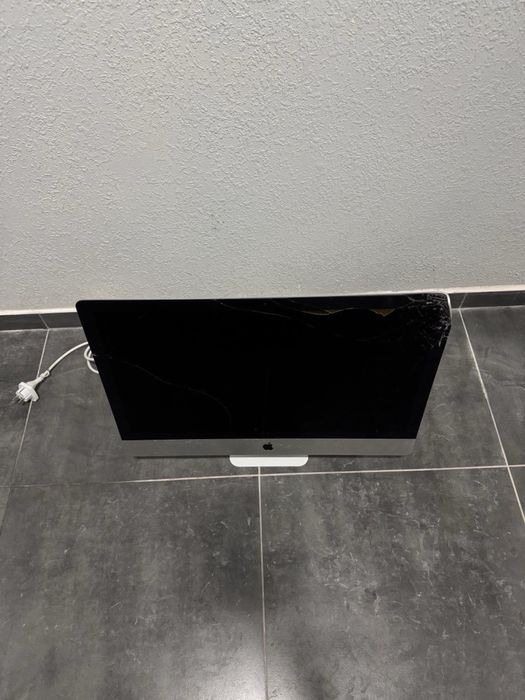 Продам моноблок Apple iMac б/в