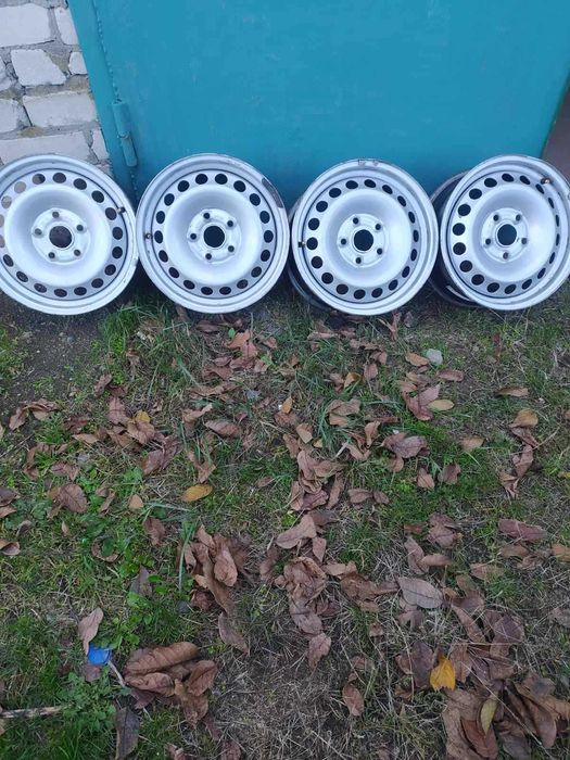 Диски металеві R15 5*112