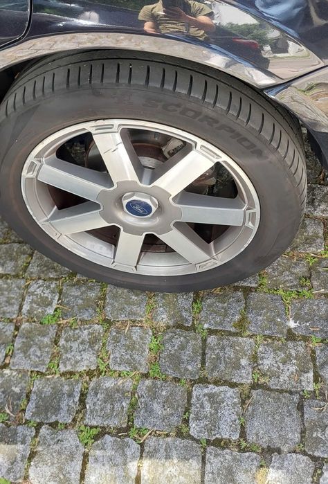 Pneus pirelli 18 usados