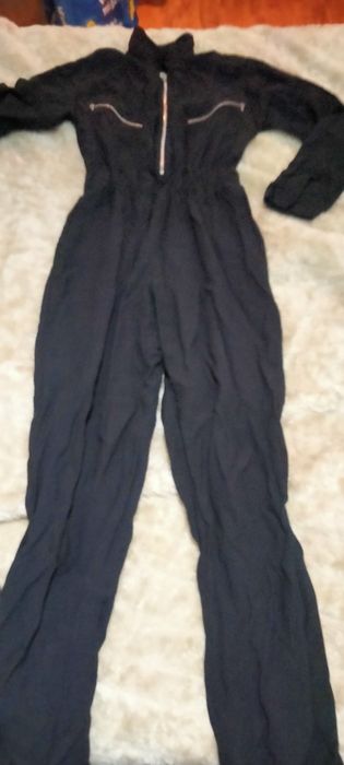 Macacão preto Pull & Bear