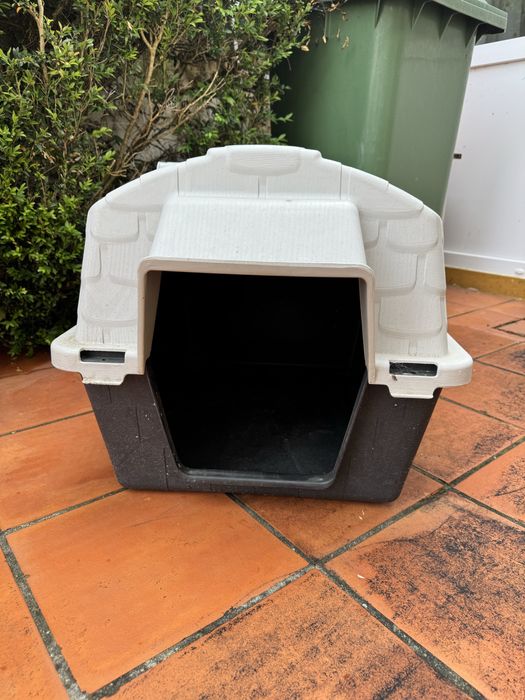 Casota para cão de porte pequeno/médio