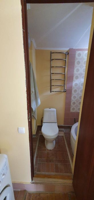 Сдам 1 - к.квартиру на Корабелов, район БСМП