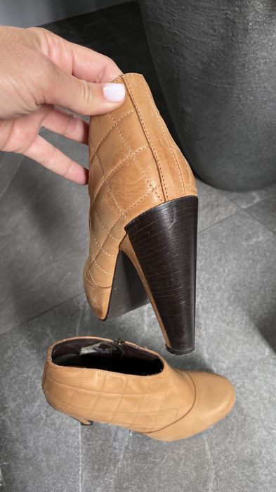 Beneton ботильони