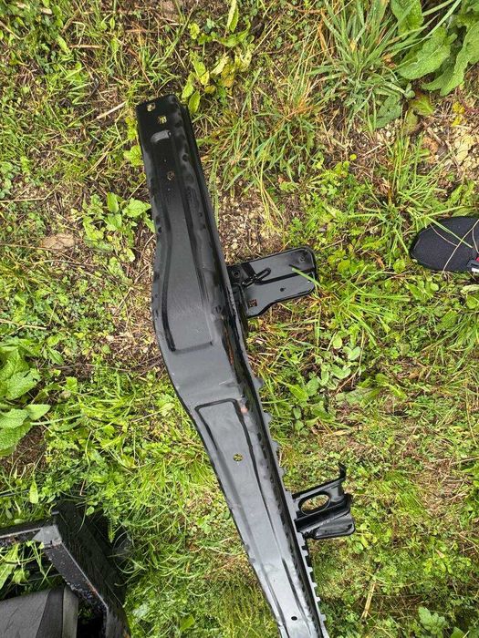 Передній Підсилювач до Mercedes-Benz ML-Class W166 2011-2015