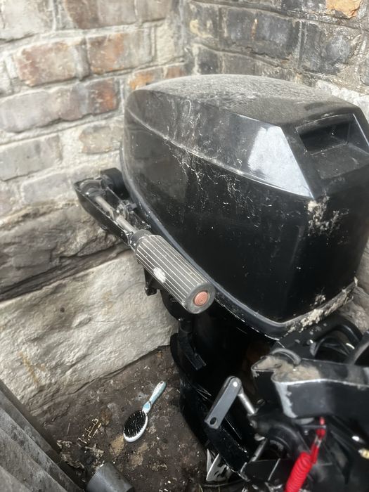 Продам лодочний мотор меркурі 15 мультірумпель 2 т