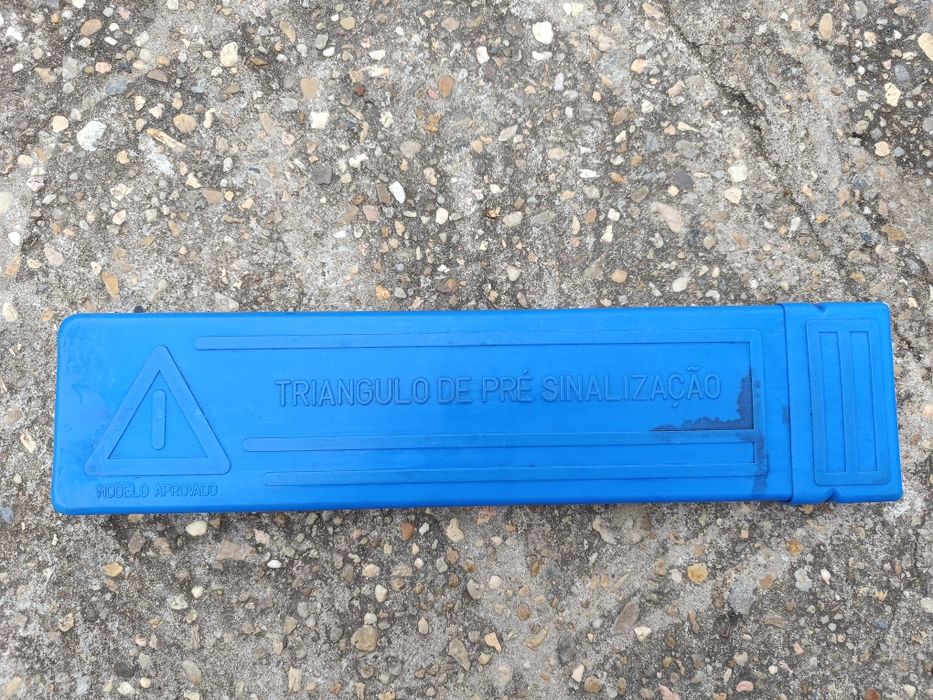 2 Triângulos pré sinalização