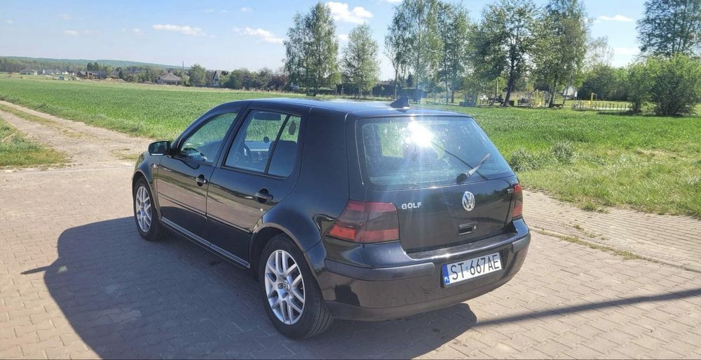 Продам Volkswagen Golf 1.9 tdi