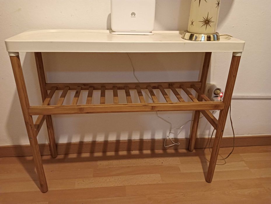 Aparador para entrada de caaa