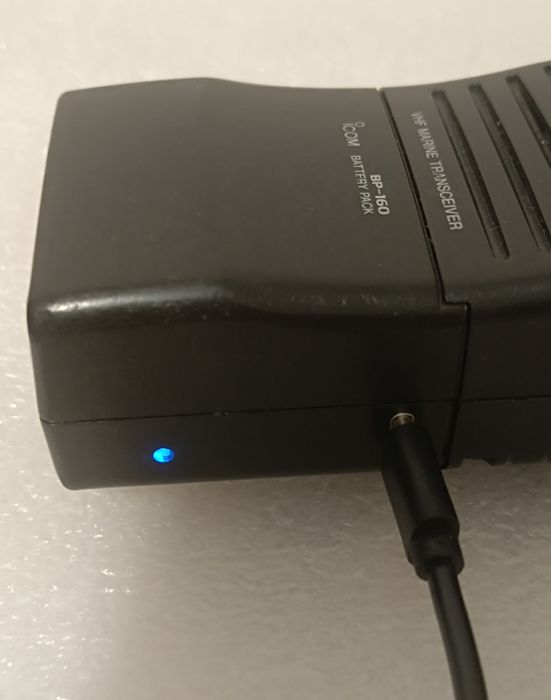 Рация, радиостанця Icom IC-M10E. Для катеров.