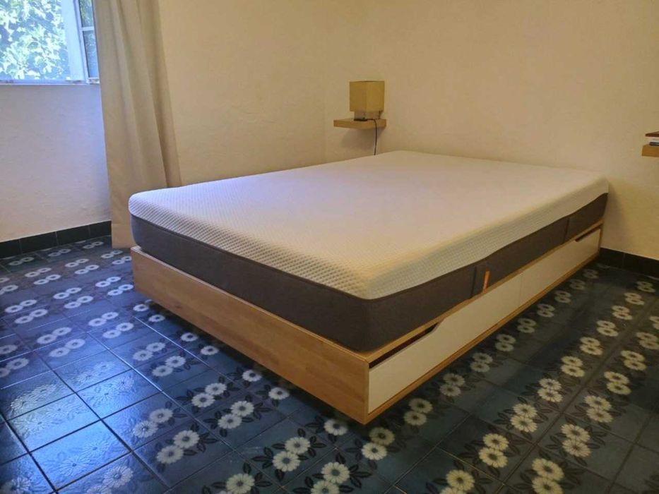 Cama IKEA 140x200 com 4 gavetas + colchão Emma Original - excelente estado