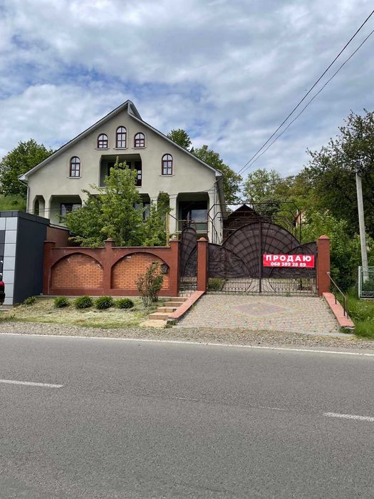 Продається будинок в смт. Тересва