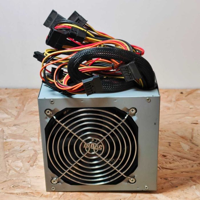 Zasilacz Komputerowy ATX MODECOM FEEL 520 W SATA III GPU