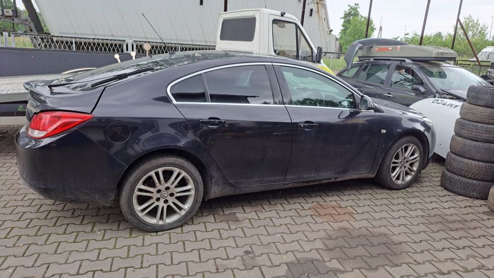 Opel Insignia 1.8 benzyna na części.
