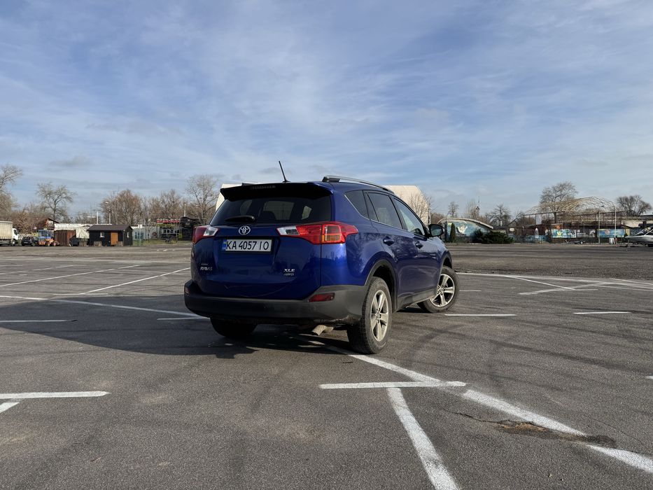 RAV 4 продам надійне автомобіль