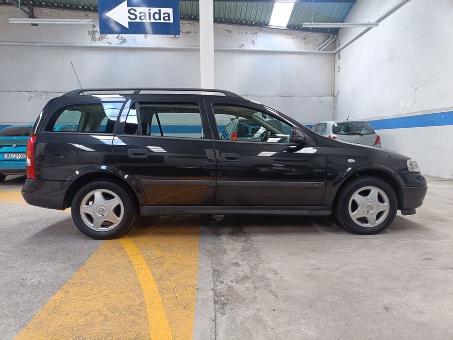 Vendo carrinha opel astra para pecas ou para quem quiser reparar