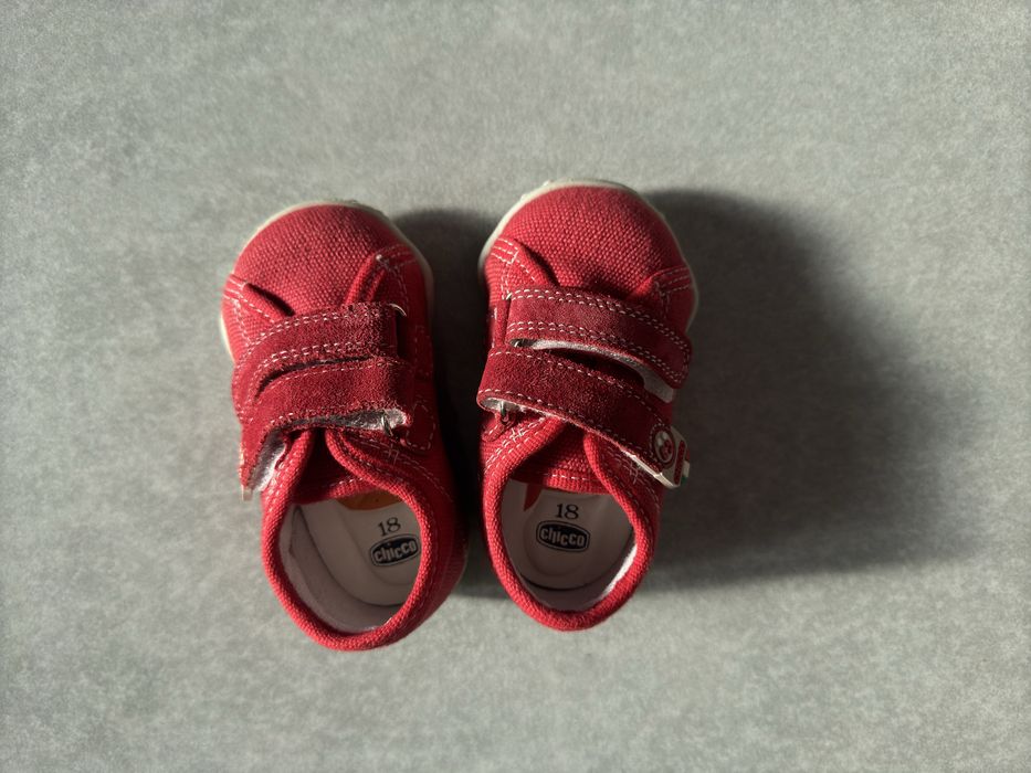 Кросівки червоні chicco
