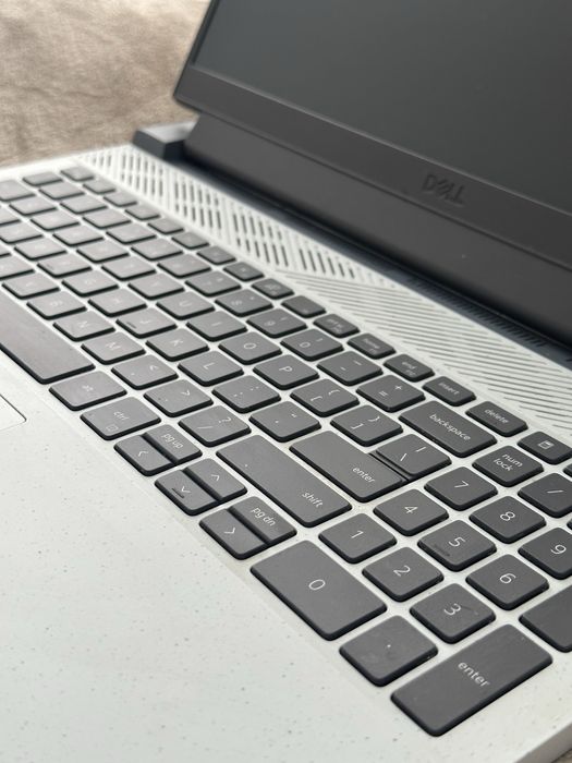 Dell G15 5515 Ryzen 5 / RTX 3050 / 16 GB RAM / 512 GB SSD