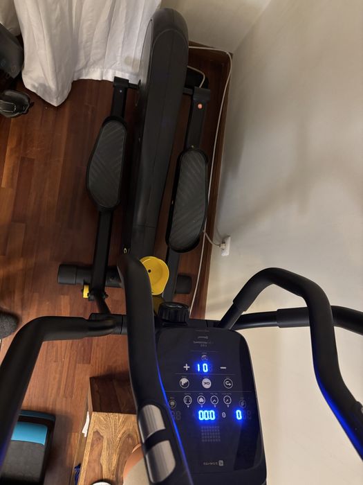 Bicicleta Eliptica Domyus EL 520  em excelente estado