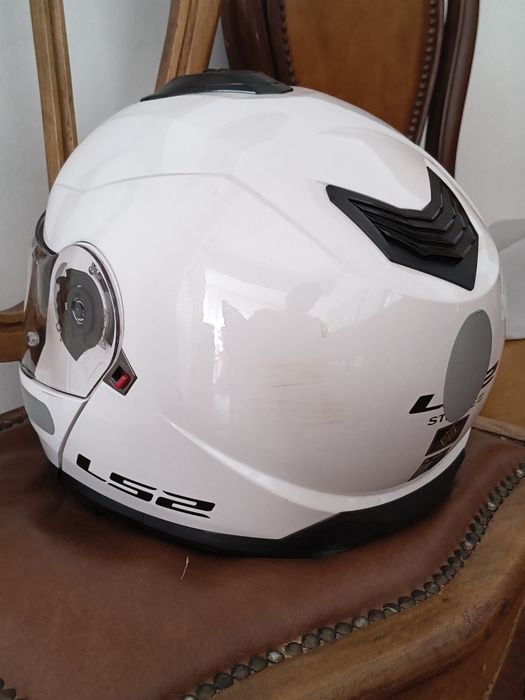 Capacete modular LS2