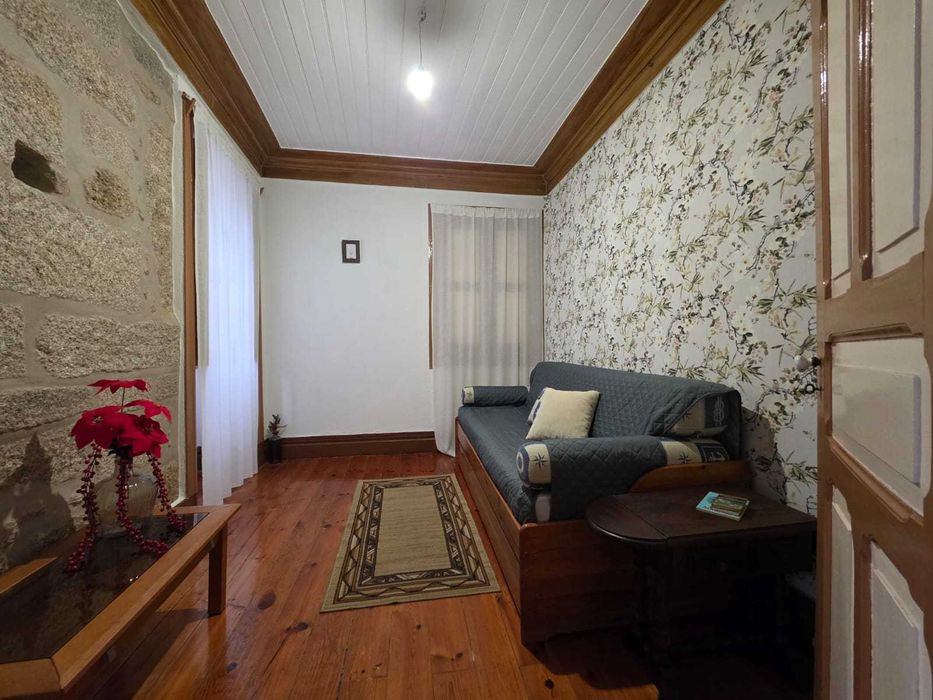 Moradia T4 à venda em Mangualde