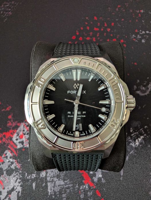 FORMEX REEF 42 MM Automatic COSC 300M czarny