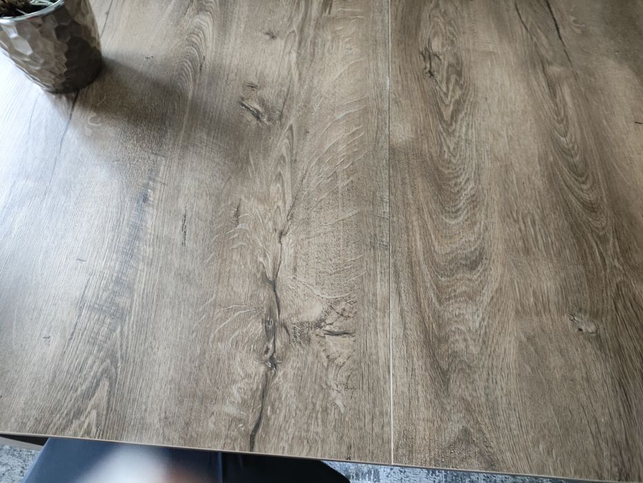 Stół rozkładany  .