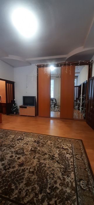 Соборна 3к.кв.Центр. Парк.На тиждень на місяць