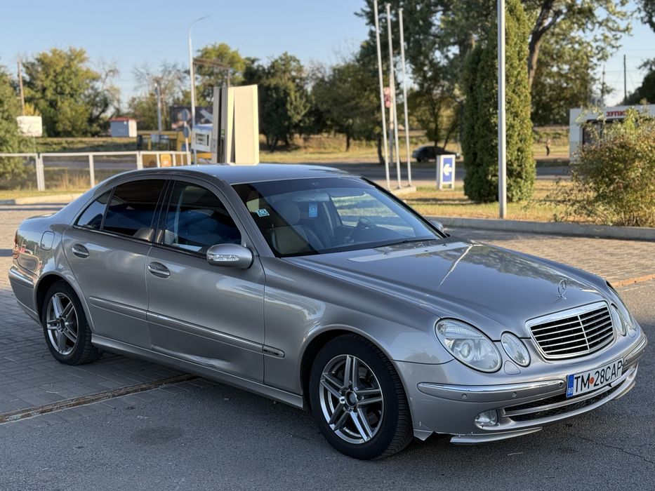 Mercedes-Benz W211 2.2 TDI