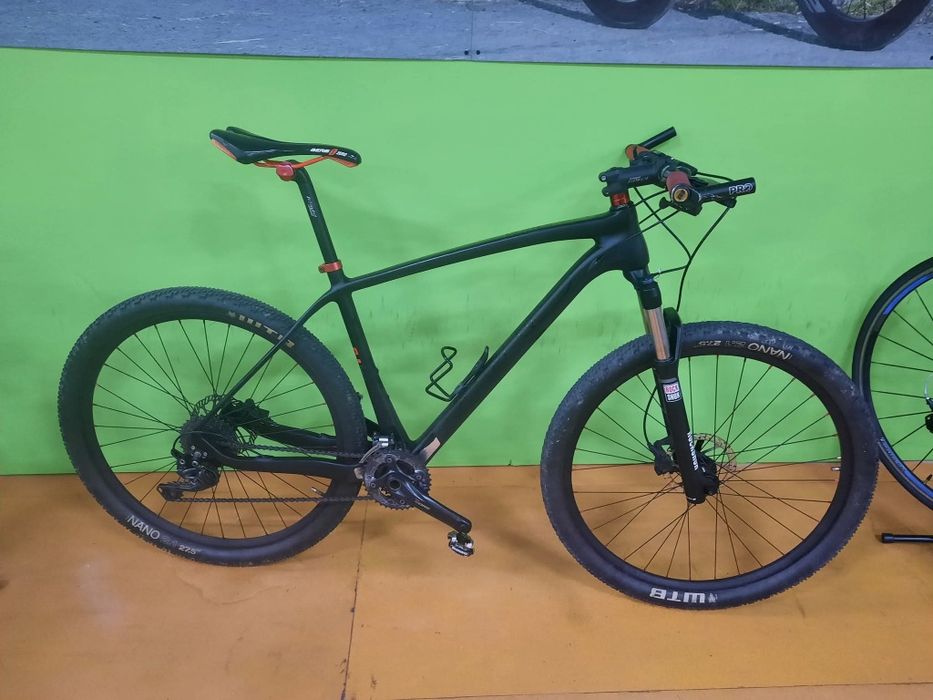 Btt 27.5 L de carbono barataa