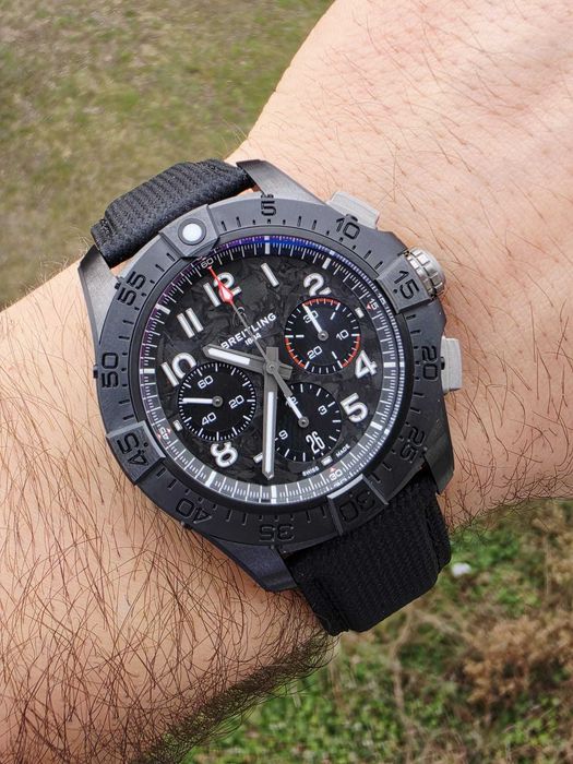 Breitling Avenger B01 Chrono. 44 Night Mission 2024r. / Gwar. do 2032r