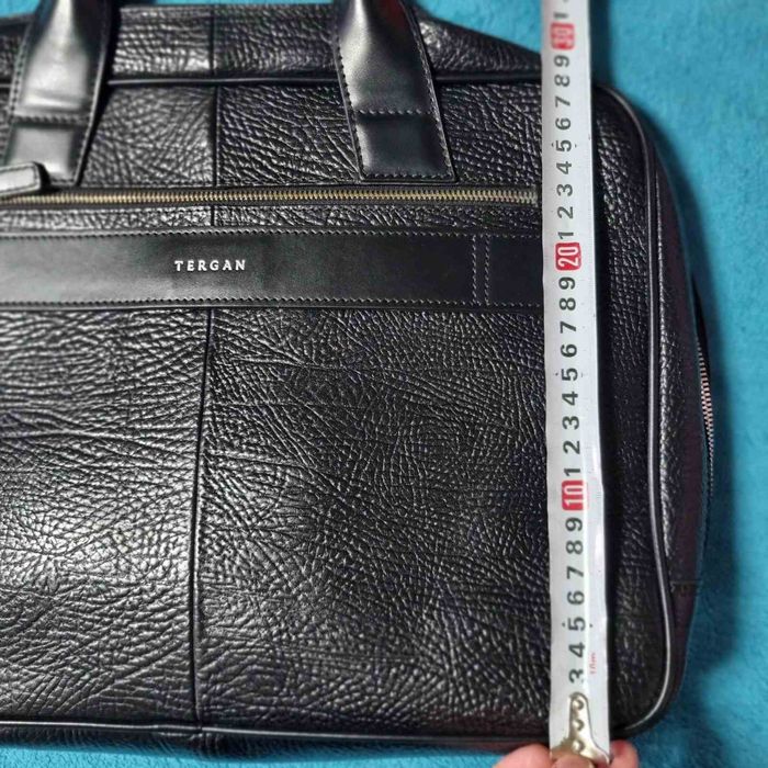 Сумка из натуральной кожи документов и ноутбука