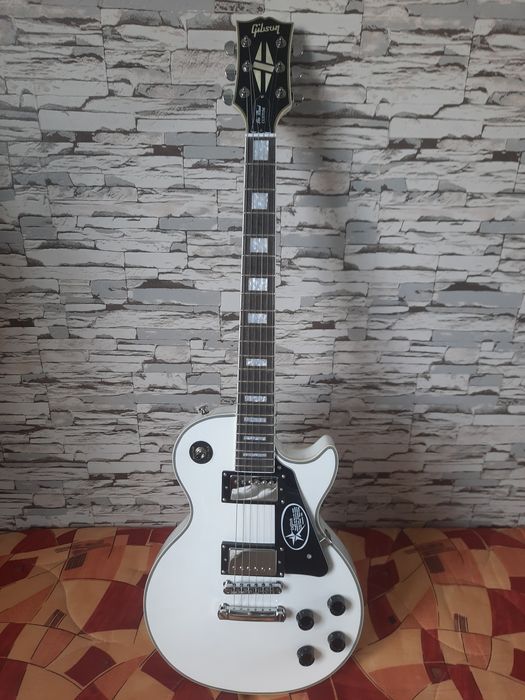Электрогитара Gibson Les Paul Custom Alpine White в идеале!