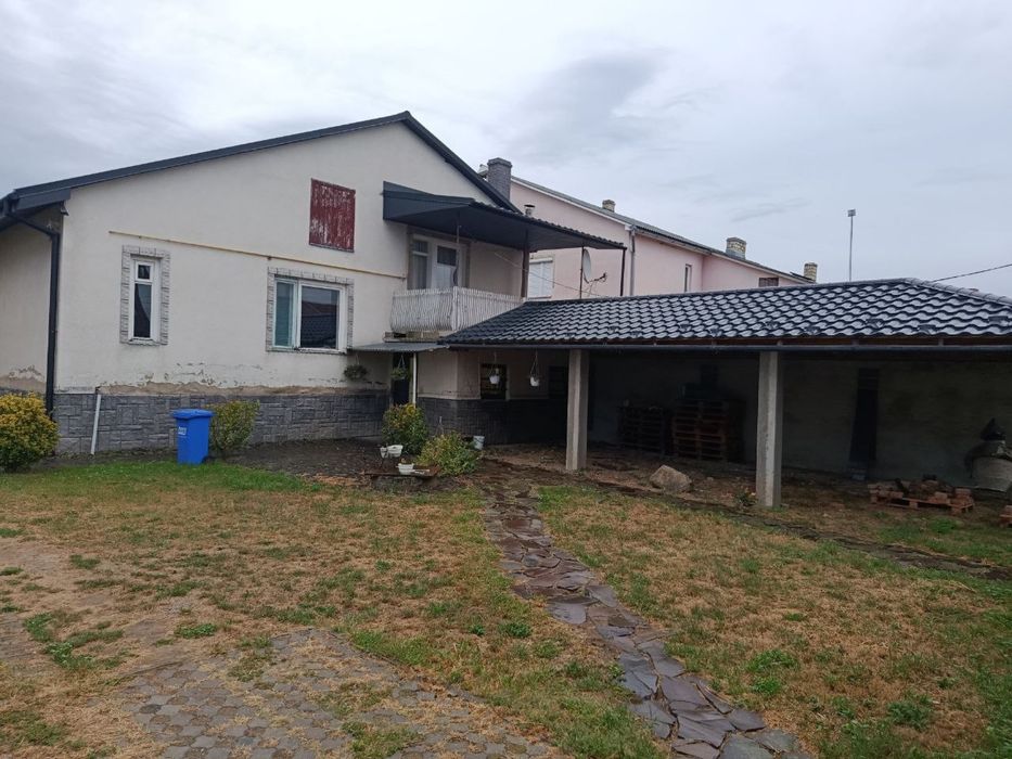 Продається затишний будинок в Ключарках