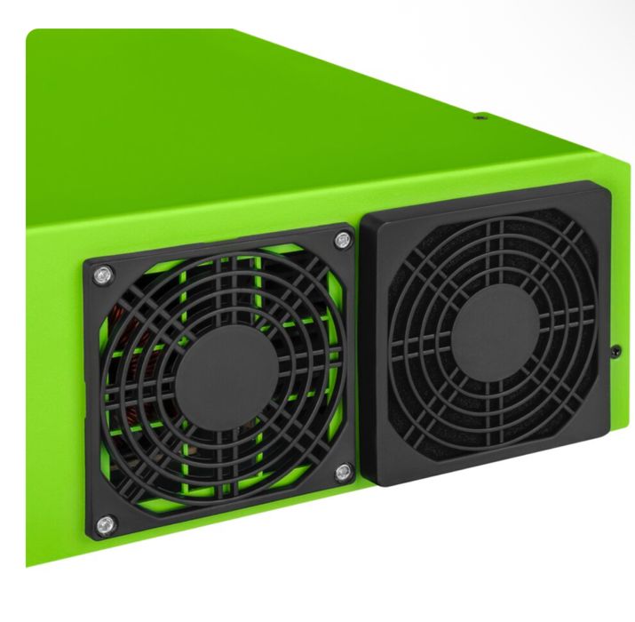 Гібридний інвертор LogicPower 5.5 кВт 48V для блекаутів Дім/Бізнес/СЕС