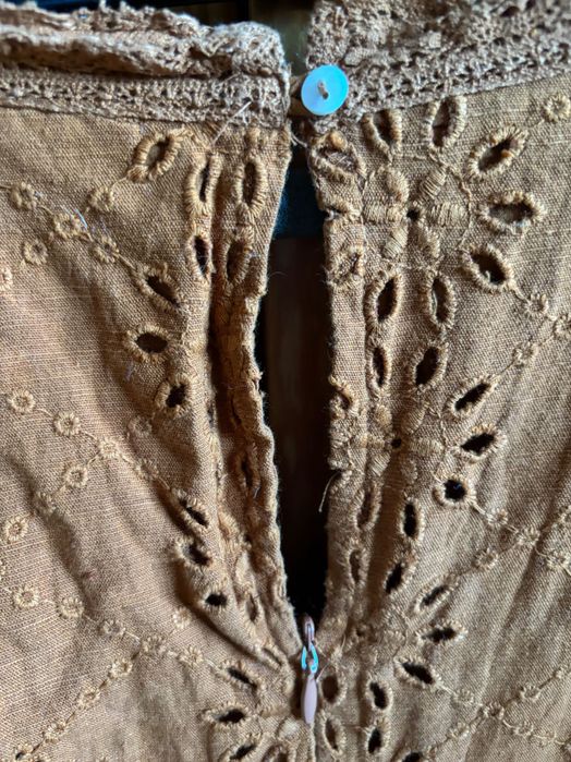 Brązowa sukienka krótki kombinezon boho na lato bawełna camel Zara