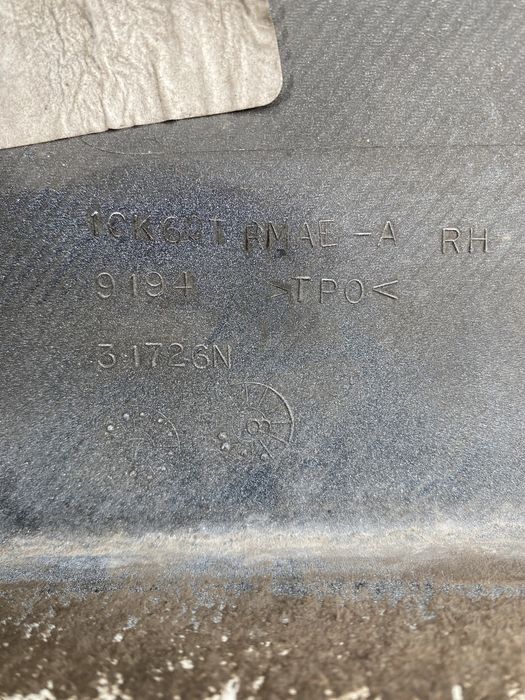 Молдинг накладка крыла Jeep Cherokee