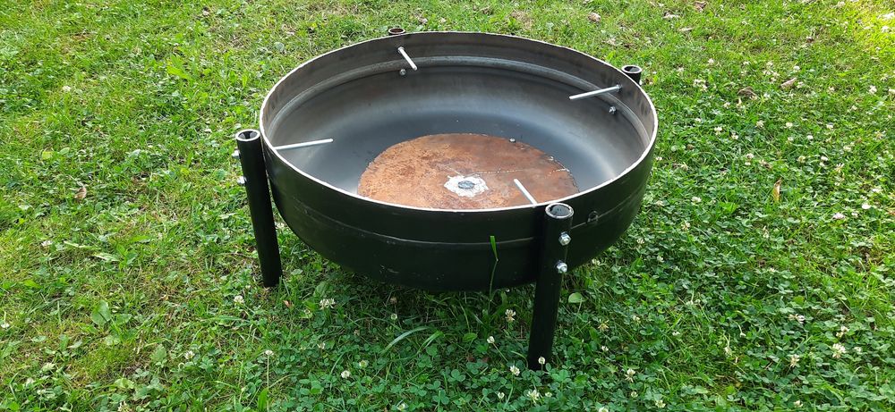 Palenisko  ogrodowe .