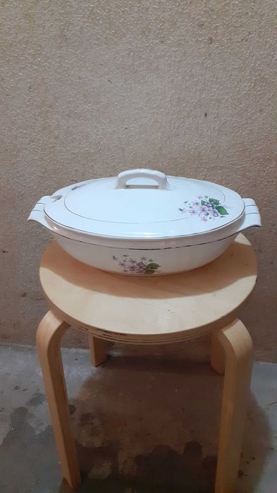 Terrinas de louça antigas