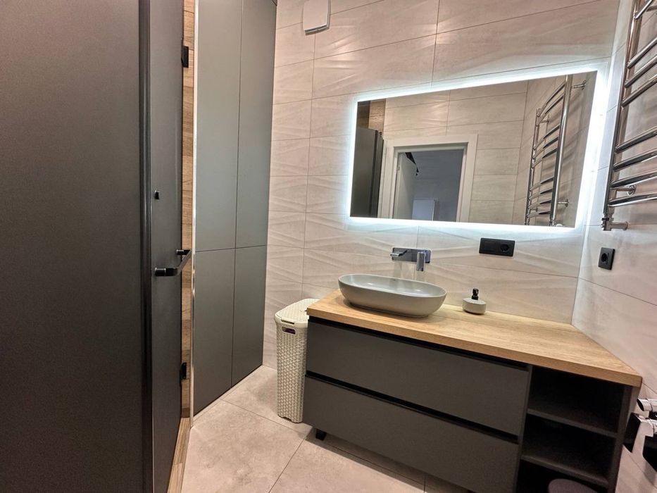 Продаж 3 кім квартири з МАНСАРДОЮ та ГАРАЖЕМ