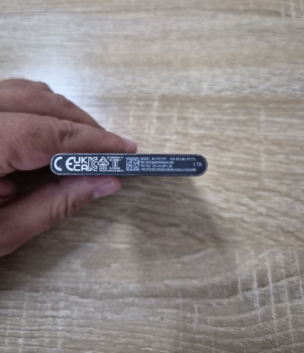 Samsung T7 Portable SSD 1 TB (USB 3.2 Gen 2 - 1050 MB/s)