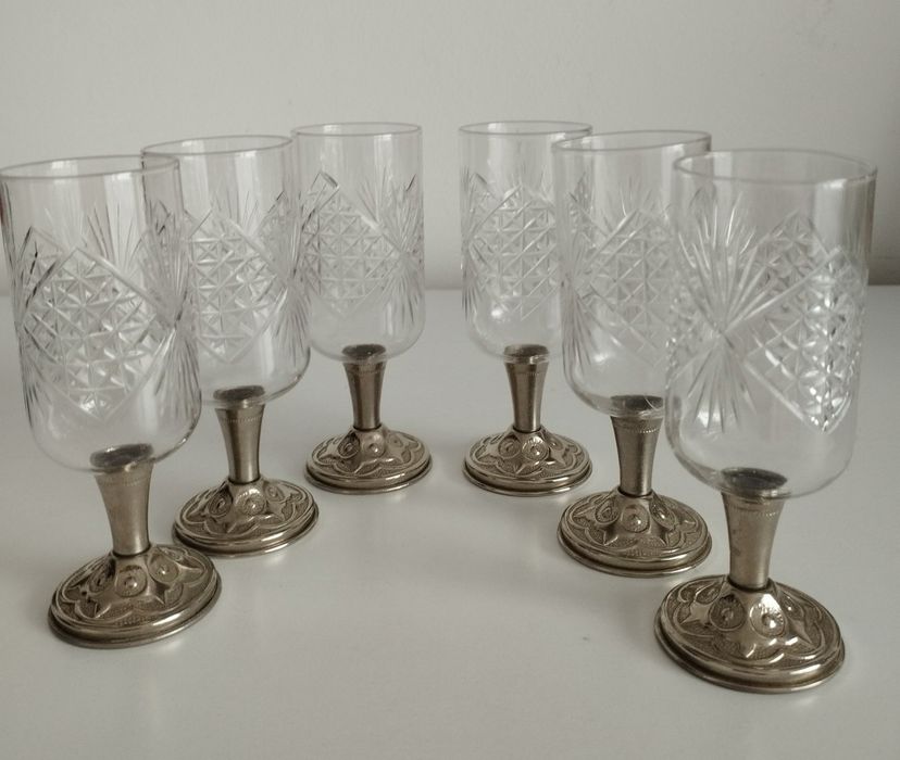 Кришталеві чарки