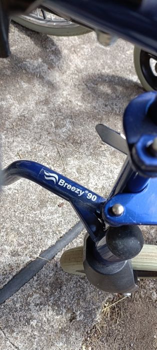Cadeira Rodas Breezy 90