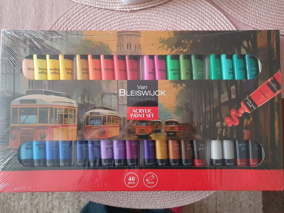 Farby akrylowe w tubkach