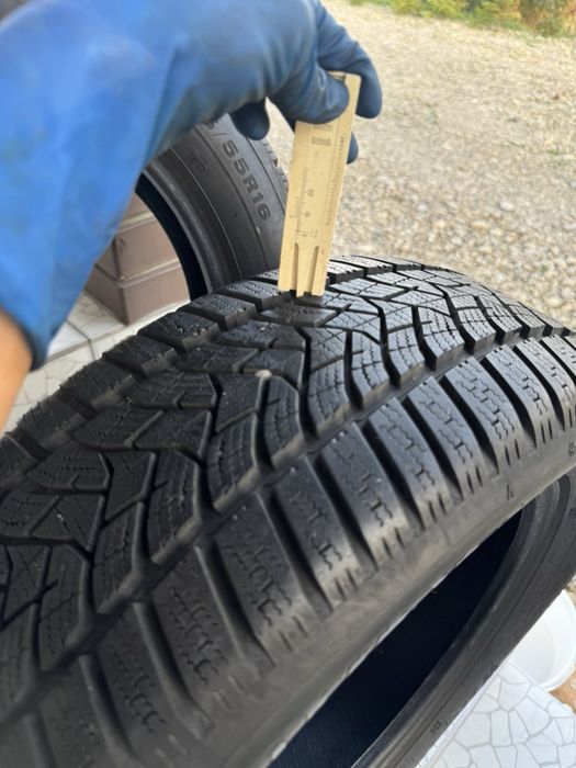 Шини зимові Dunlop 195/55/16