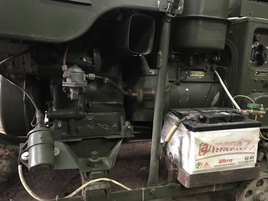 Продам военную электростанцию на 4 кВт 220v