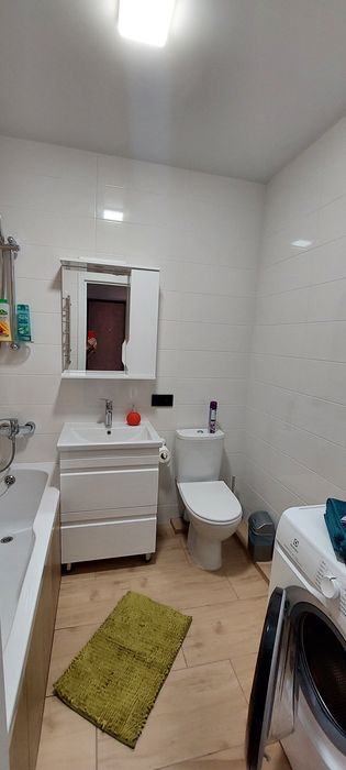 Подобово Апартаменти .Яровиця 700 грн ПОГОДИННО . 1700 ГРН ЦІНА ЗА ДОБУ.