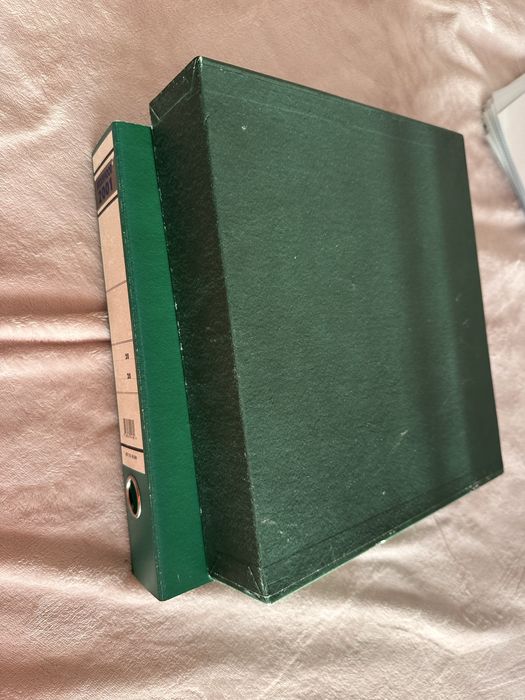 Pasta de papel (escola) duas pastas