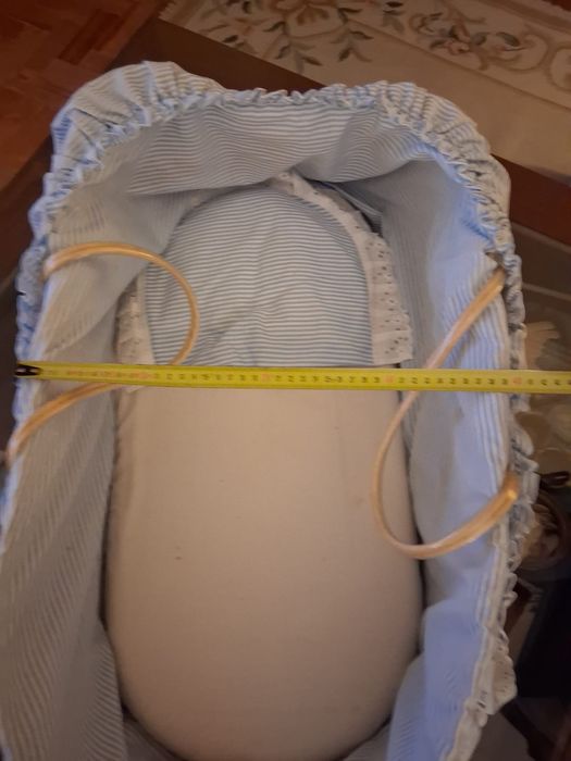 alcofa de bébé em verga