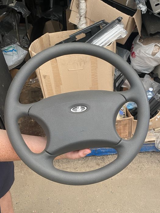 Руль ВАЗ 2115 2114 2109 21099 1118 НИВА 2121 рулевое колесо: 999 грн ...