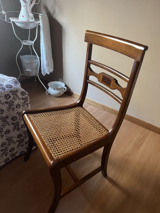 Cadeiras para venda em conjunto ou separado